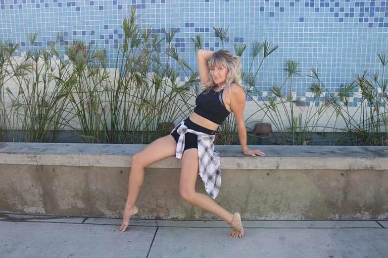 15 Minute Sassy Burlesque Dance Choreography And Core Workout You Should Try