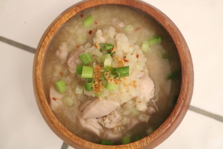 Low Carb Filipino Chicken Arroz Caldo Soup (with Cauliflower)