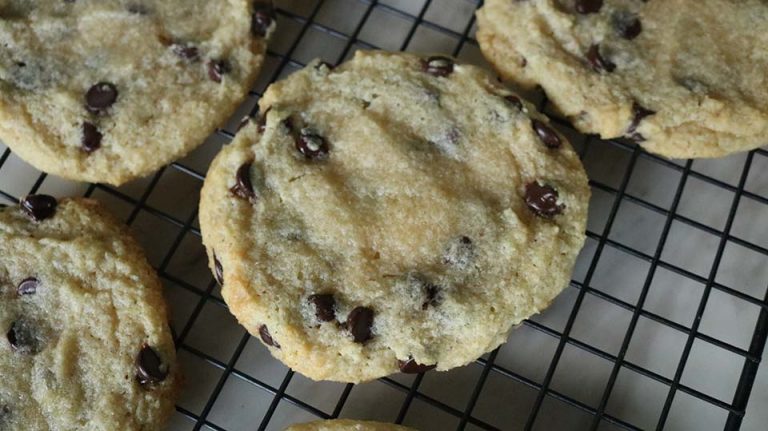 Crunchy And Chewy Keto Chocolate Chip Cookies